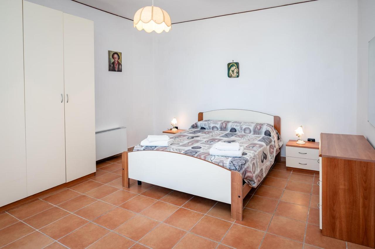 Casa Aniello Villa Caprioli Exteriör bild